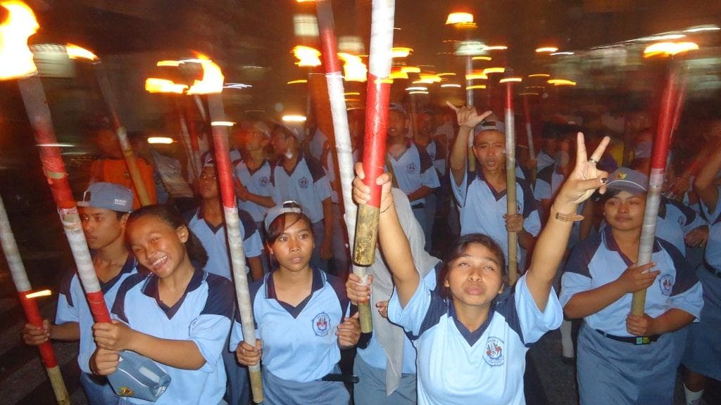 PAWAI OBOR MENGINSPIRASI  GENERASI MUDA  MENGENANG PERJUANGAN PARA PAHLAWAN PEREBUT KEMERDEKAAN REPU