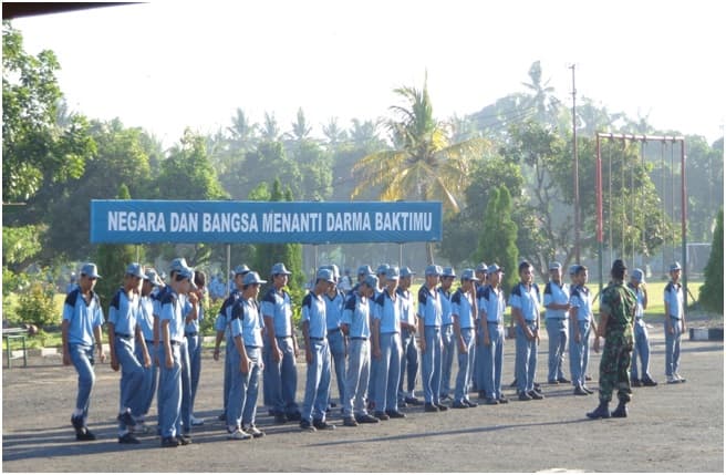 PEMBENTUKAN KARAKTER BANGSA  BAGI SISWA SISWI SMK N3 SINGARAJA